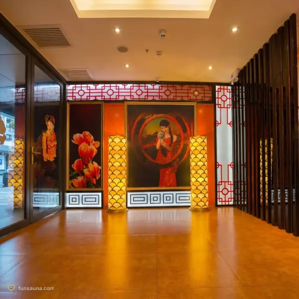Red lantern theatre hallway at Familia Nobre sauna, Macau peninsula