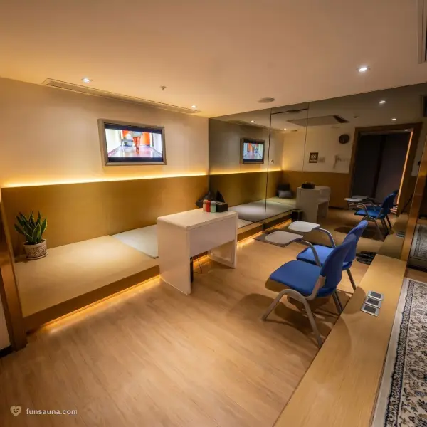Tatami classroom room at M CLUB, Macau