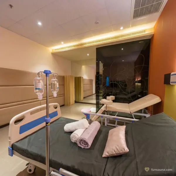 Medical theme room at Majesty Spa, Macau