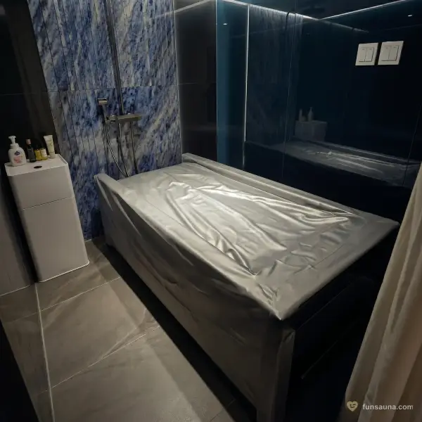 Waterbed room at Number Nine Spa, Macau