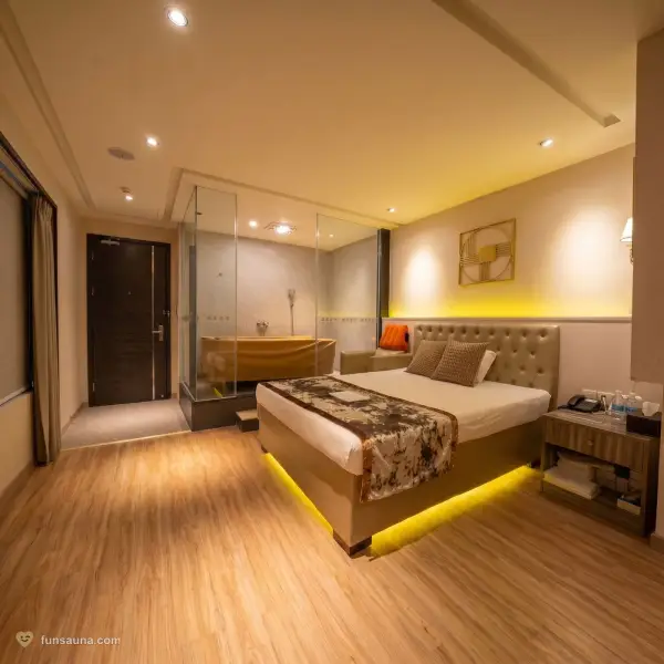 Private waterbed room at Victoria Sauna, Macau